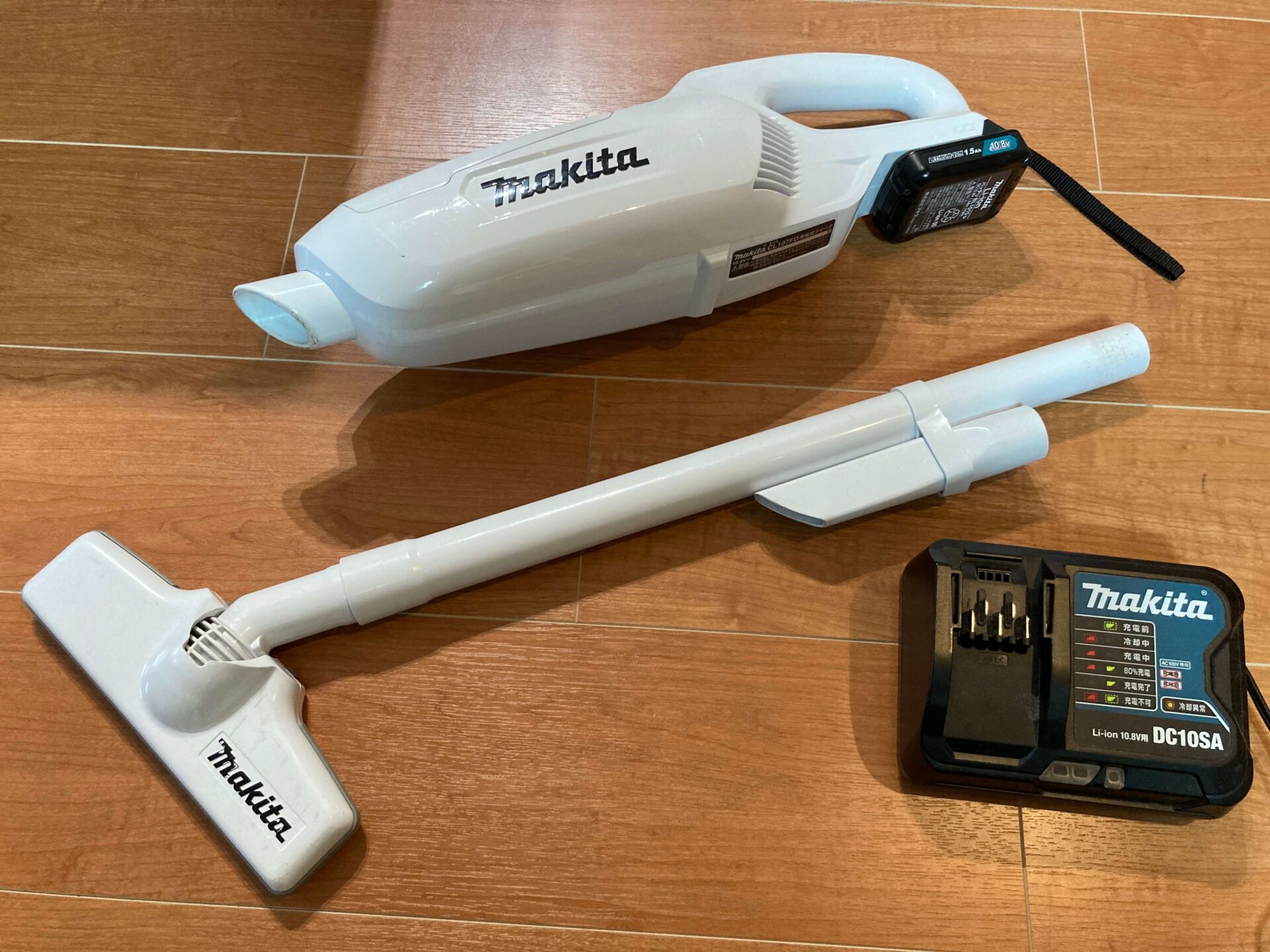 コードレス掃除機CL107 マキタ 紙パック式 標準25分稼働/充電22分 軽量 